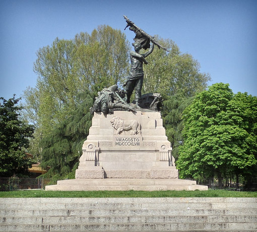 Personaggi di bronzo, personaggi di pietra Personaggi di bronzo, personaggi di pietra